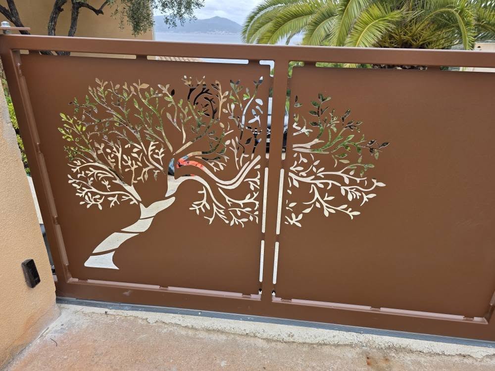 Fabrication et pose de portail